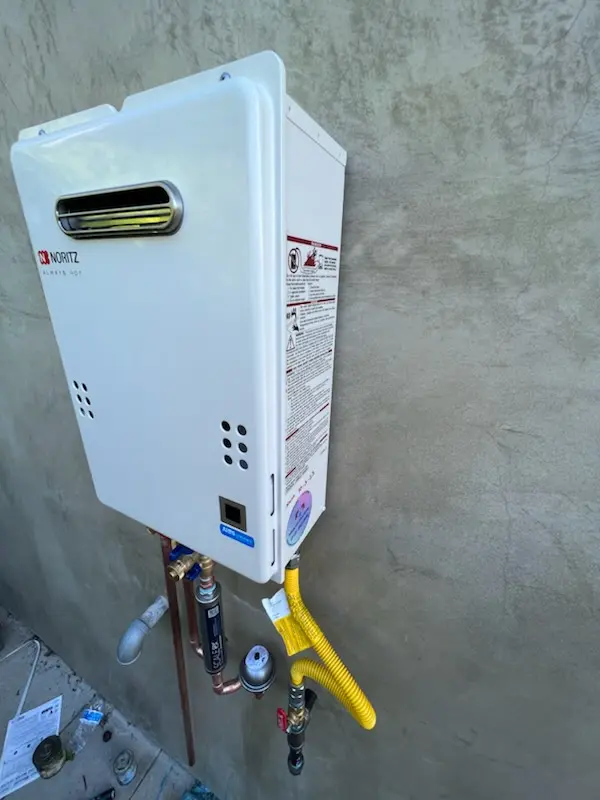 Tankless water heater installation for Skokie Junction homes